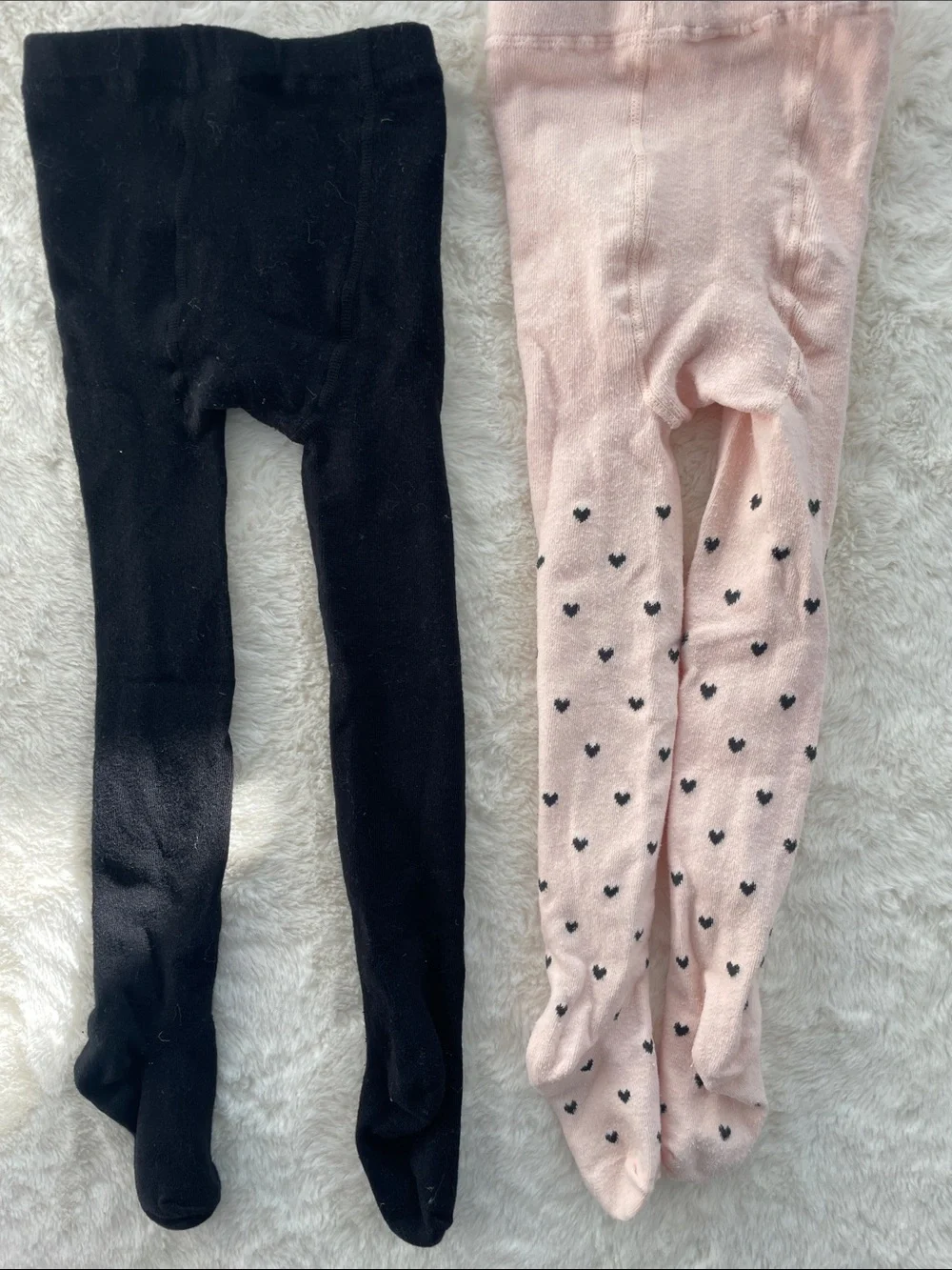 SALE! 50% Off H&M Kids Black and Light Pink Heart Tights - Pair Size 2/4